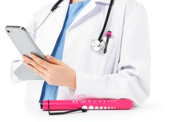Pen Light RISEMART Medical Pen Light with Pupil Gauge and Ruler Pink-5